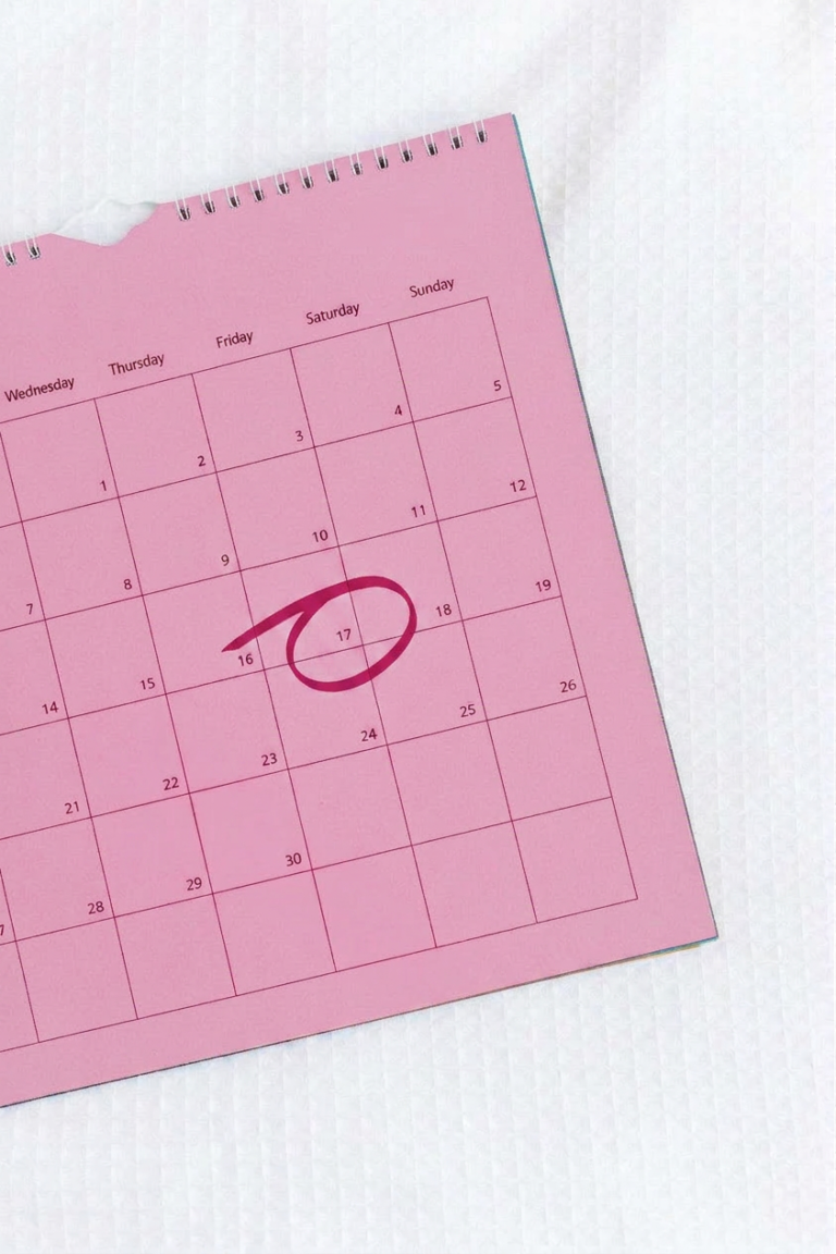 Calendar reminder for Texas manicurist license renewal deadline